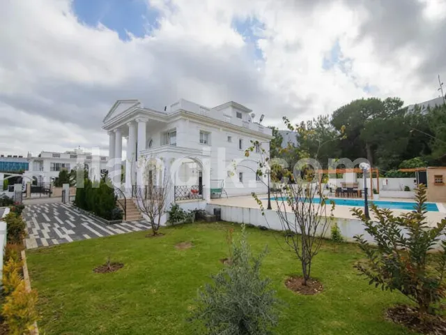 Satılık 4 Yatak Odalı Villa - Edremit, Girne - 2