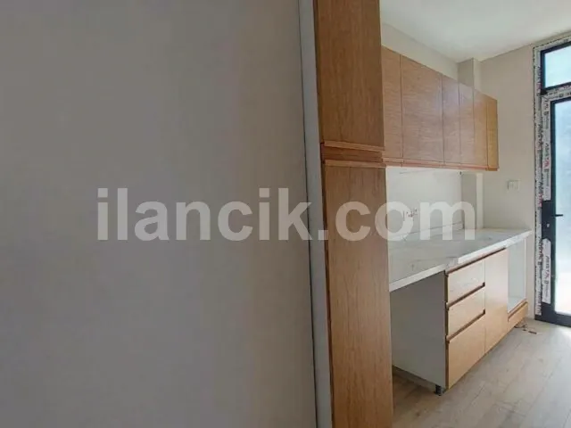 Satılık 4 Yatak Odalı Lüks Villa - Edremit, Girne - 8