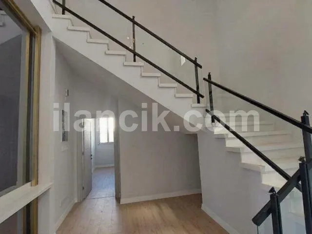 Satılık 4 Yatak Odalı Lüks Villa - Edremit, Girne - 9