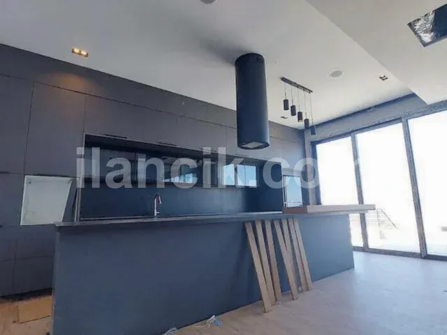 Satılık 4 Yatak Odalı Lüks Villa - Edremit, Girne - 11