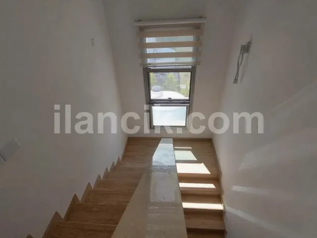 Alagadi'de Satılık 4 Yatak Odalı İki Katlı Müstakil Villa - 8
