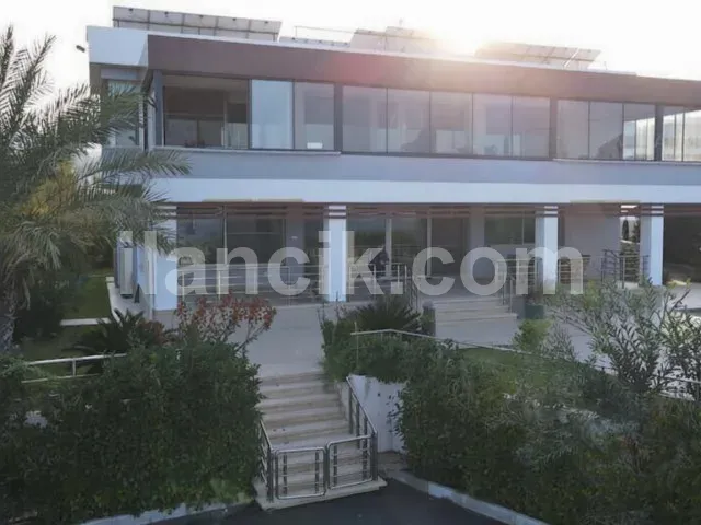 1 Dönüm Parsel Üzerinde, Denize Sıfır, Özel Havuzlu, 5+1, Eşsiz Villa! - 3