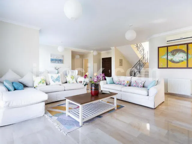 Satılık 5 Odalı Villa - Esentepe, Girne - 4