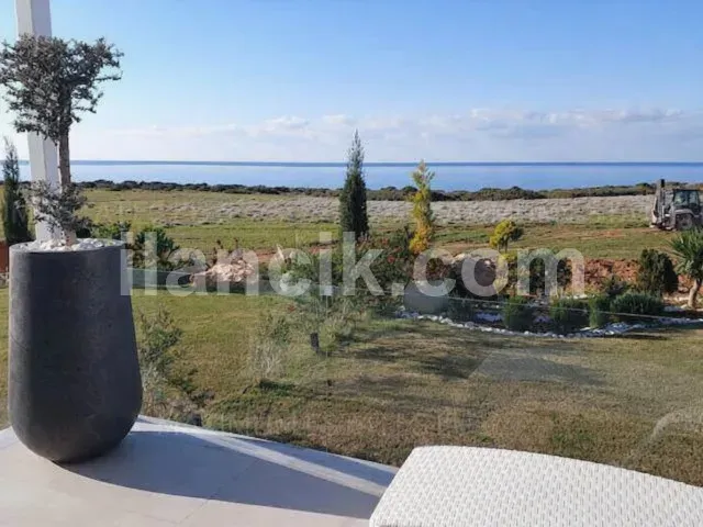 Satılık 2 Yatak Odalı Daire - Bahçeli, Girne - 3