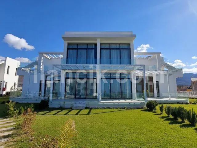 Satılık 3 Yatak Odalı Penthouse - Bahçeli, Girne - 3