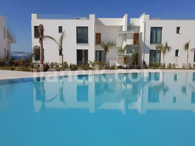 Satılık 3 Yatak Odalı Penthouse - Bahçeli, Girne - 4