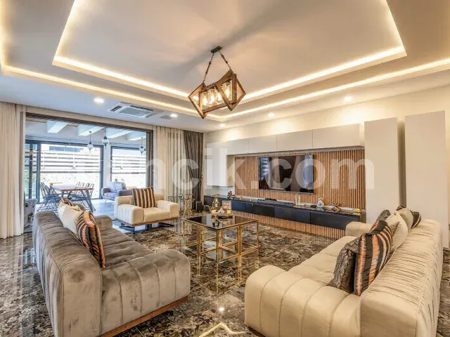Satılık 4 Yatak Odalı Lüks Villa - Edremit, Girne - 13