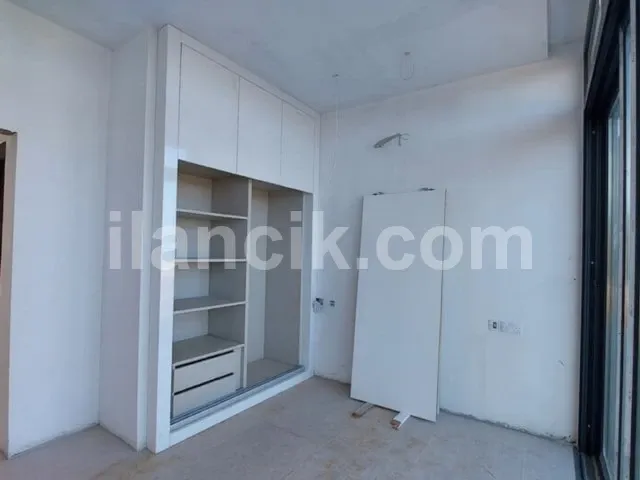 Satılık 3 Yatak Odalı Penthouse - Bahçeli, Girne - 13