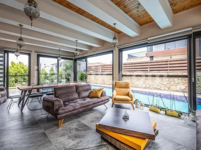 Satılık 4 Yatak Odalı Lüks Villa - Edremit, Girne - 15