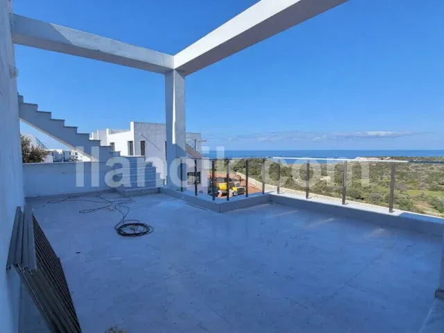 Satılık 3 Yatak Odalı Penthouse - Bahçeli, Girne - 17