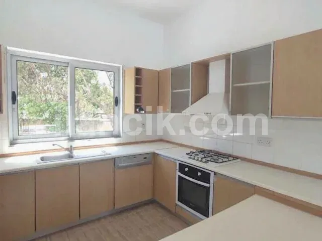 Bahçeli'de Satılık 3 Odalı Villa - Girne - 20