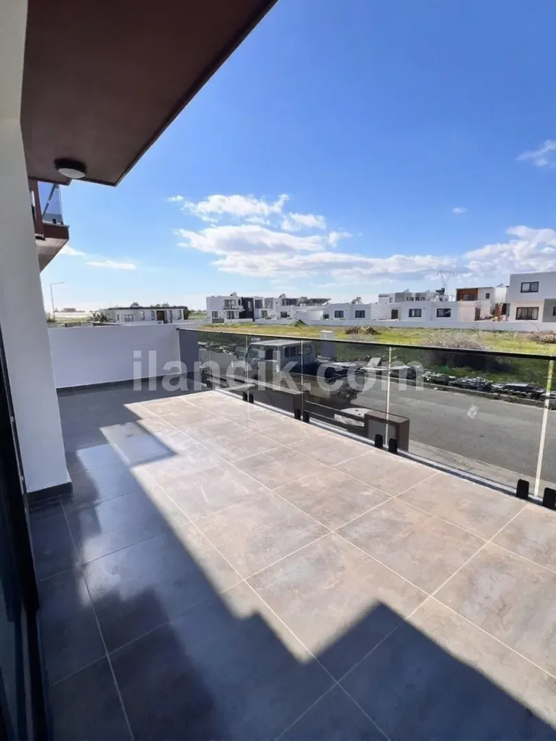 Ötüken’de Satılık 3+1 Triplex Havuzlu Villa – Bodrum Katlı, Üst Teraslı, 4 Banyolu, Vadeli Ödeme - 7