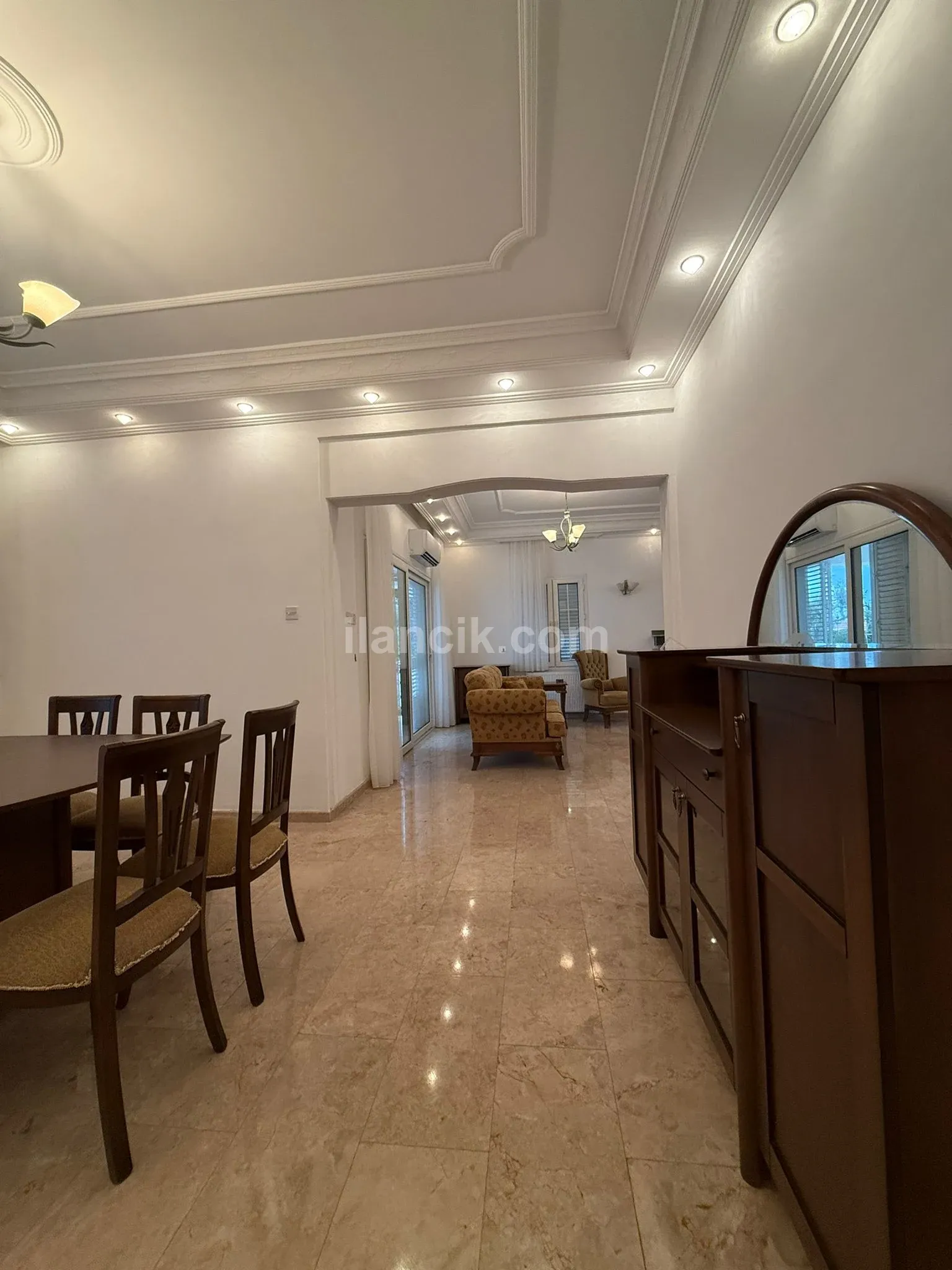 Girne Karşıyaka bölgesinde 3+1 günlük havuzlu kiralık villa - 9
