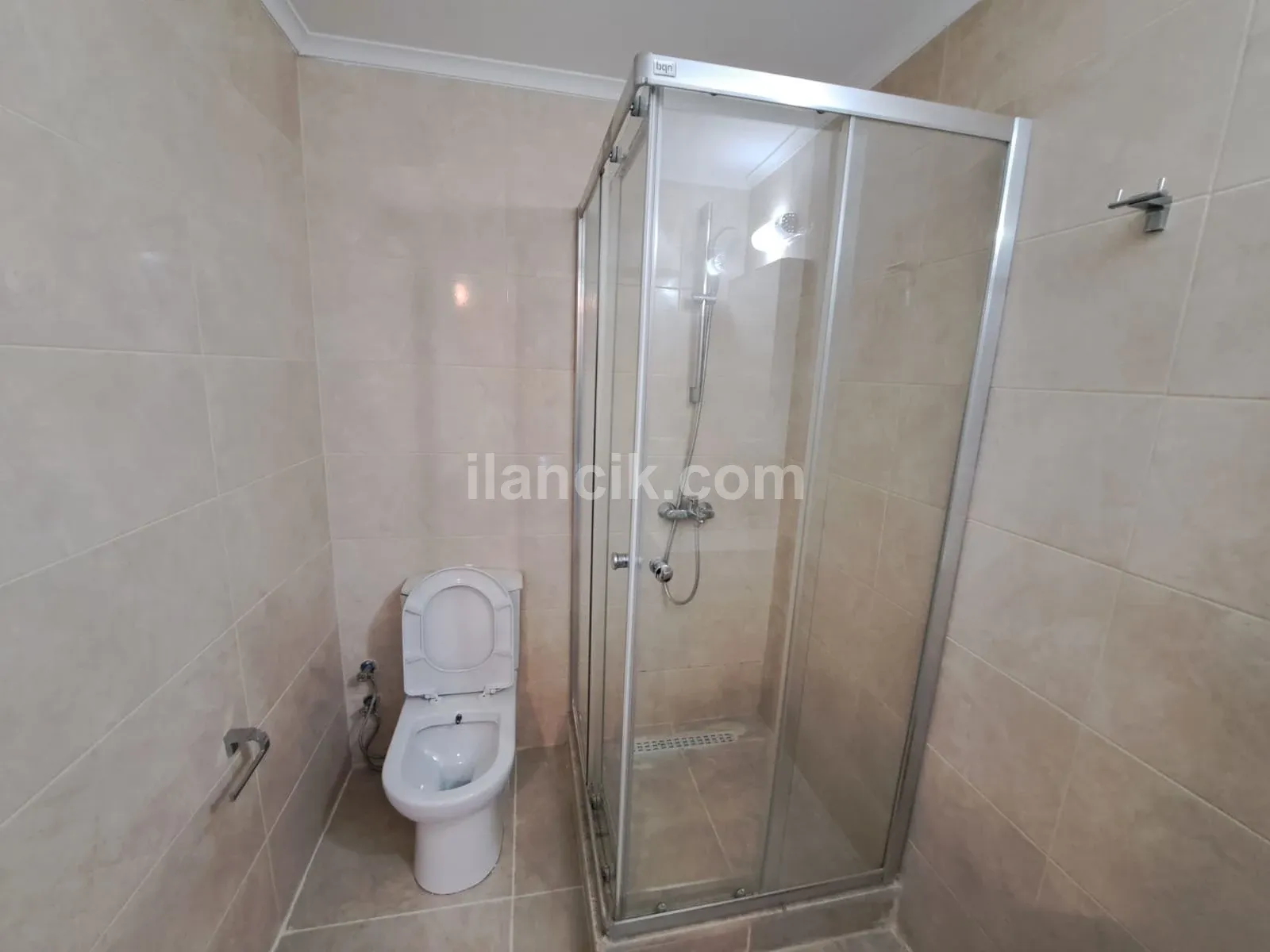 Adakent'e Bir Kaç Adım Mesafede, Caddem'de Kiralık 1+1 Daire - 12