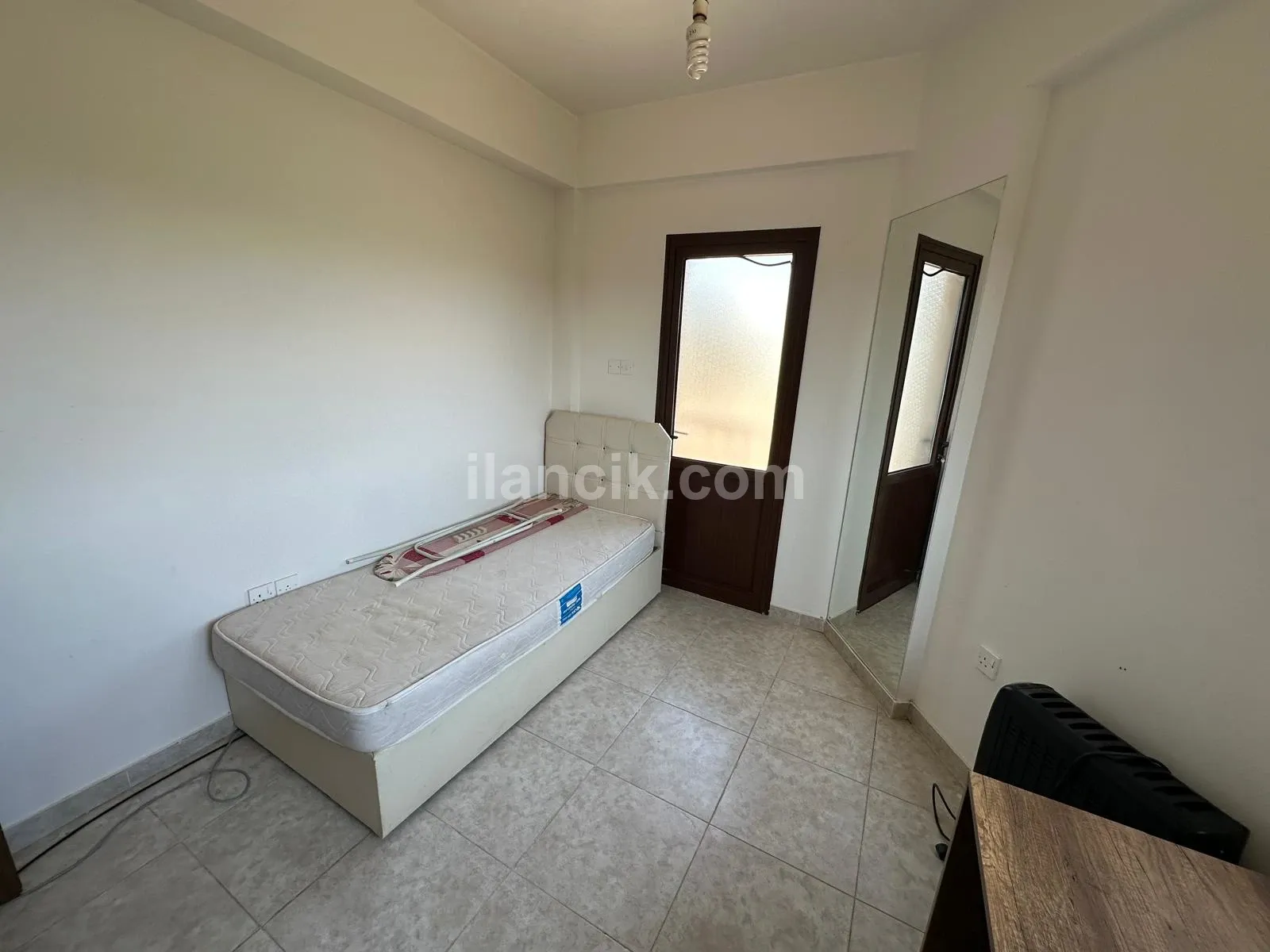 Mağusa Karakol Bölgesinde 3+1 Kiralık Daire - 3